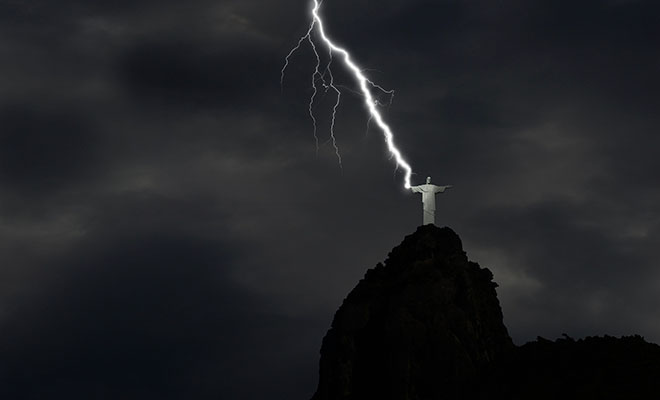 Blitzeinschlag an Christus-Statue in Rio de janeiro am 10.02.2023 (Quelle: Pixabay)