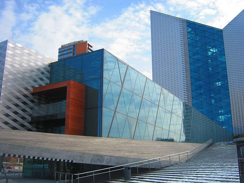 Swedbank, Konstitucijos prospektas, Vilnius